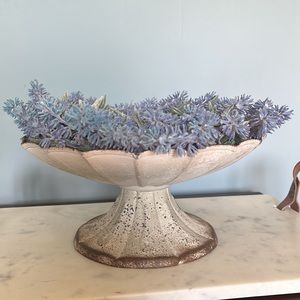 Metal Antique look decorative bowl style holder